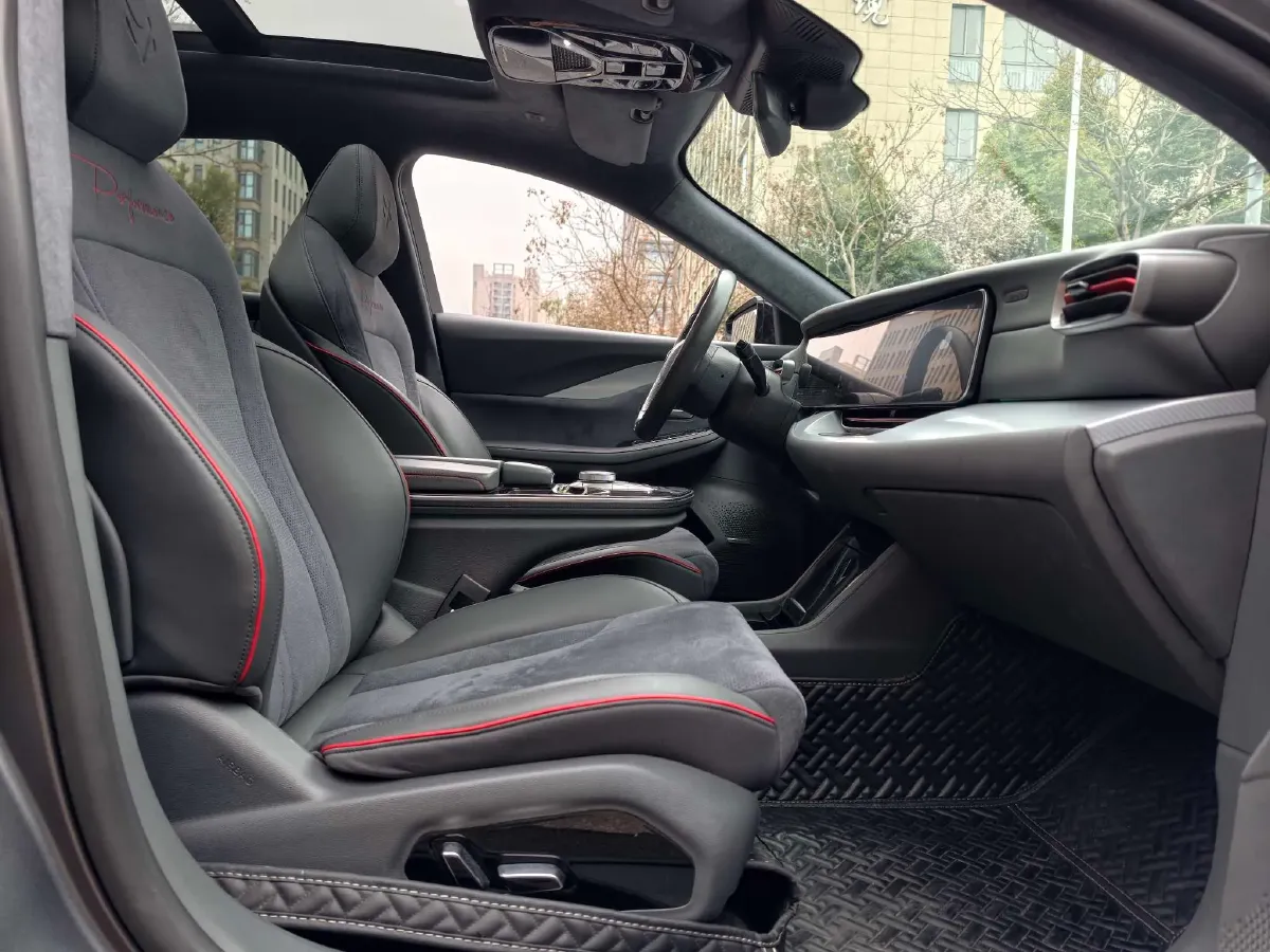 2022 ARCFOX αS BEV 74.5KWH,autocango,china used car exporter,china ev exporter,chinese used car exporter,chinese used ev exporter