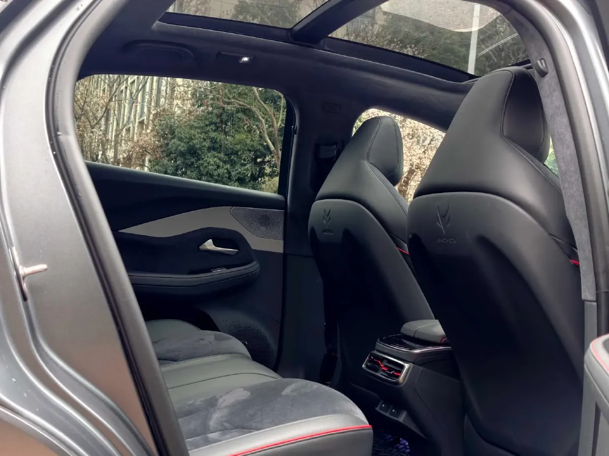 2022 ARCFOX αS BEV 74.5KWH,autocango,china used car exporter,china ev exporter,chinese used car exporter,chinese used ev exporter