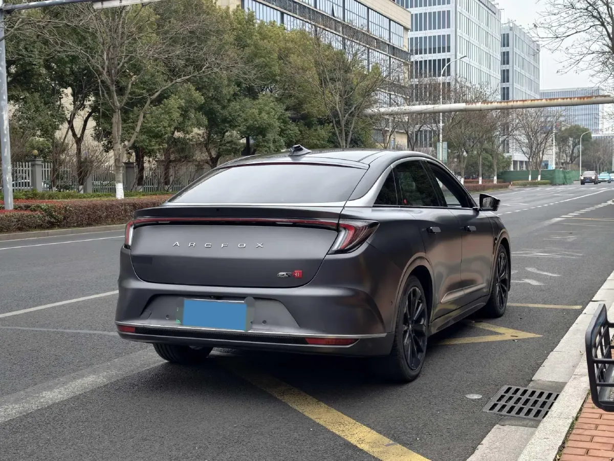 2022 ARCFOX αS BEV 74.5KWH,autocango,china used car exporter,china ev exporter,chinese used car exporter,chinese used ev exporter