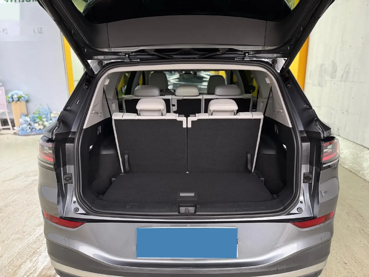 2021 Volkswagen ID.6 X BEV 83.4KWH,autocango,china used car exporter,china ev exporter,chinese used car exporter,chinese used ev exporter