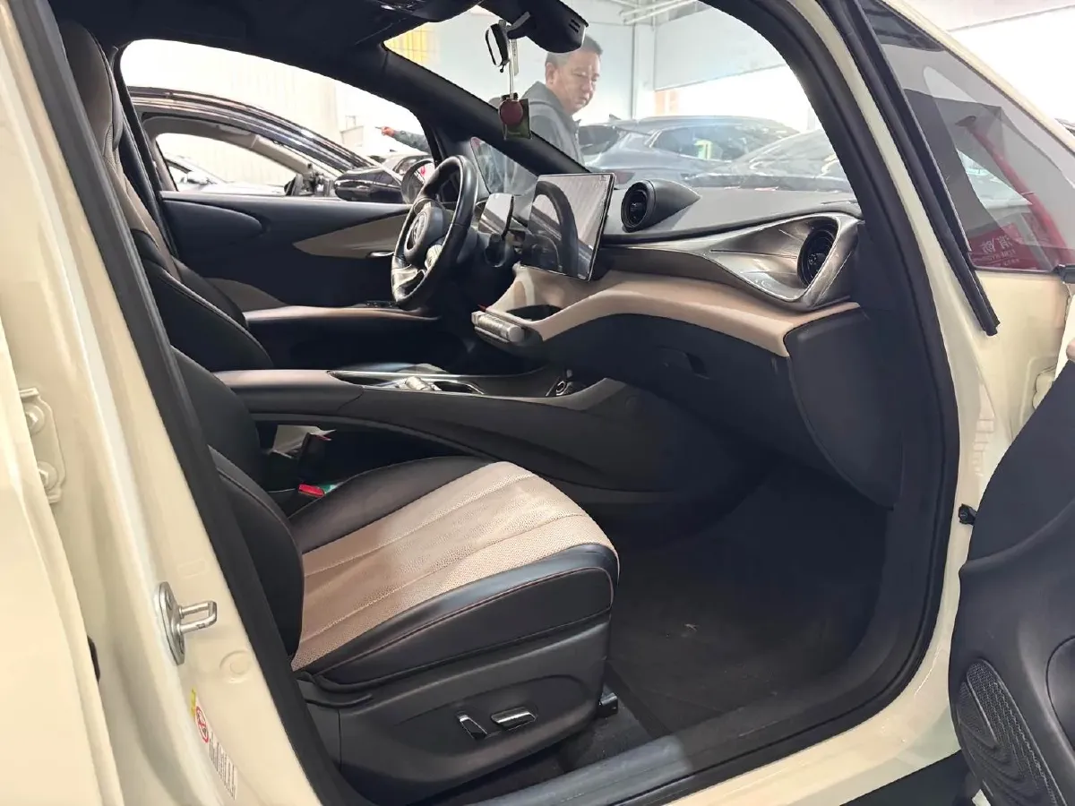 2024 BYD Dolphin BEV 44.928KWH,autocango,china used car exporter,china ev exporter,chinese used car exporter,chinese used ev exporter