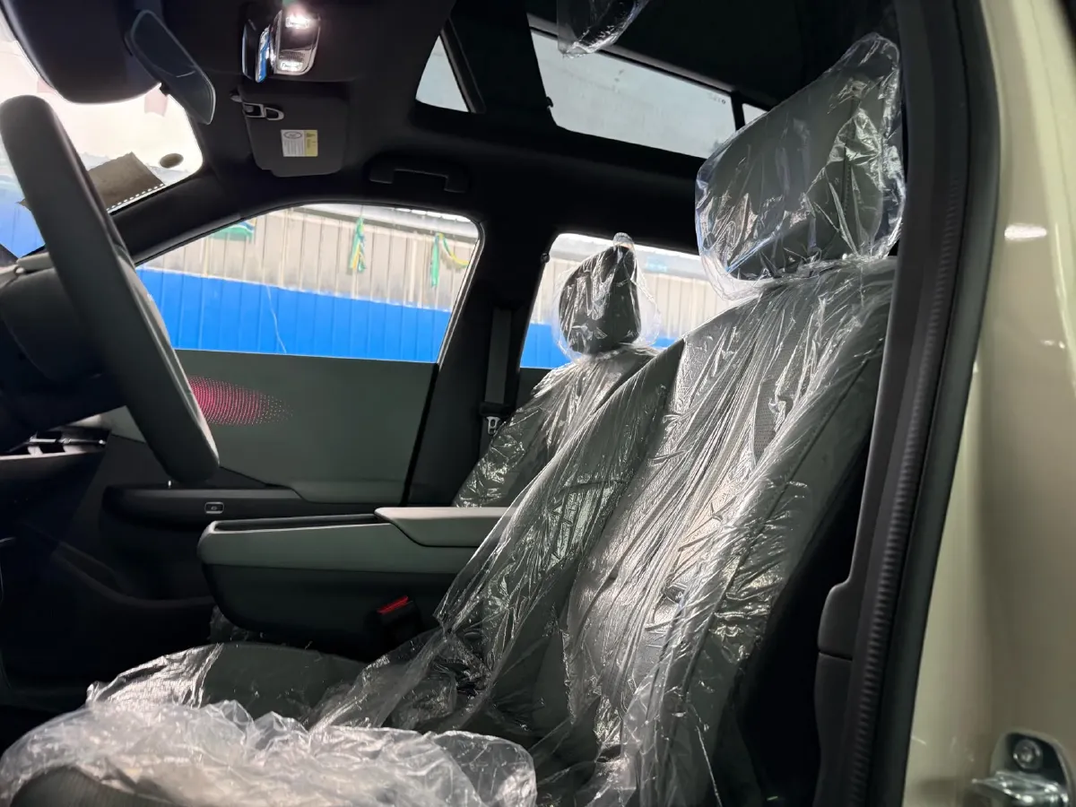 2025 DongFeng Nammi 06 BEV,autocango,china used car exporter,china ev exporter,chinese used car exporter,chinese used ev exporter