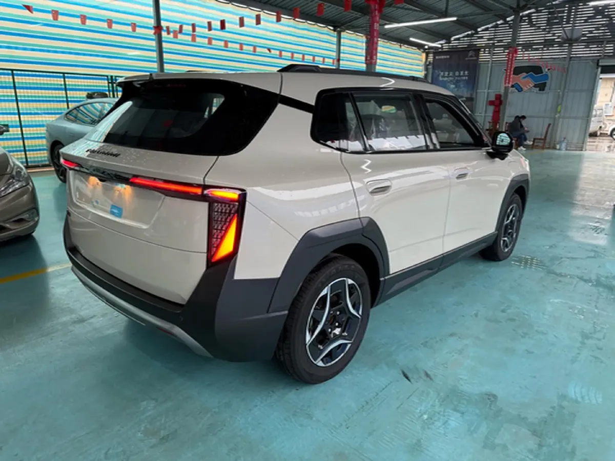 2025 DongFeng Nammi 06 BEV,autocango,china used car exporter,china ev exporter,chinese used car exporter,chinese used ev exporter