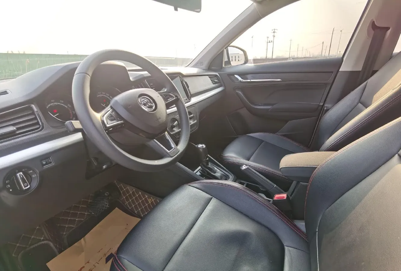 2020 Skoda Kamiq 1.5L 112HP L4 6AT,autocango,china used car exporter,china ev exporter,chinese used car exporter,chinese used ev exporter