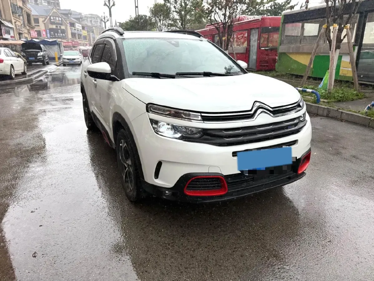 2019 Citroen C5 Aircross 1.6T 167HP L4 6AT,autocango,china used car exporter,china ev exporter,chinese used car exporter,chinese used ev exporter
