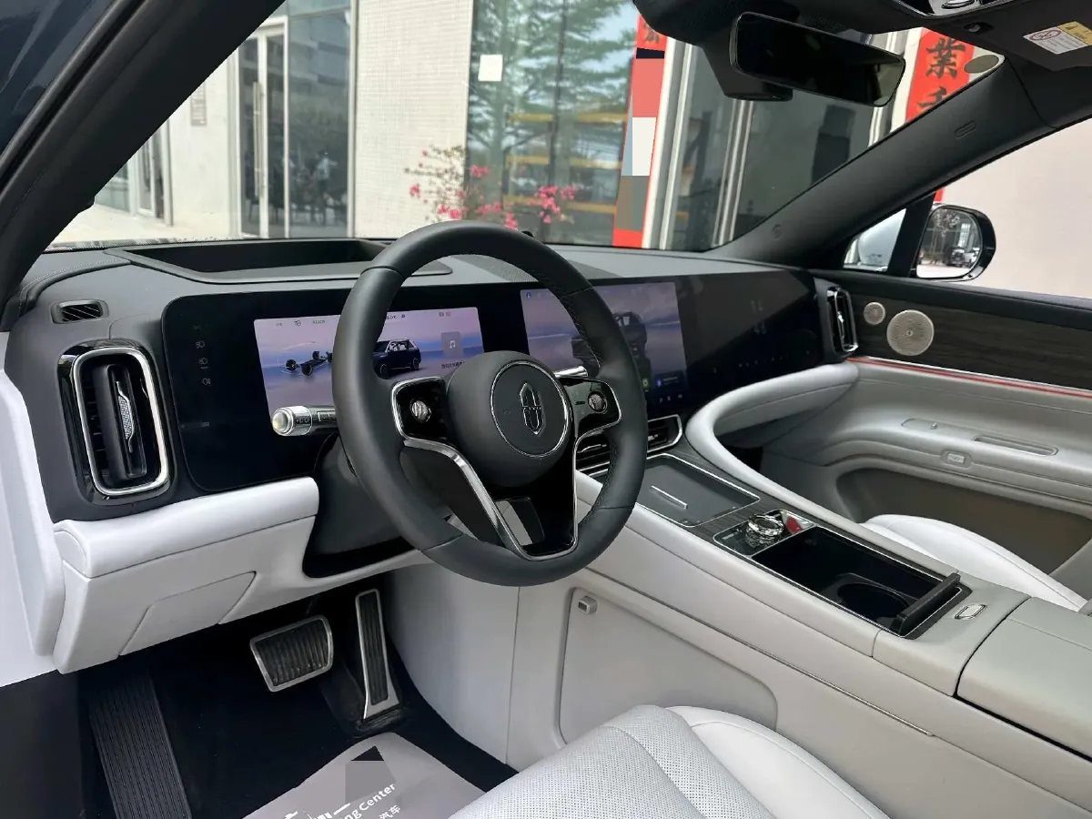 2024 AITO AITO M9 1.5T 152HP L4 REEV 42KWH,autocango,china used car exporter,china ev exporter,chinese used car exporter,chinese used ev exporter