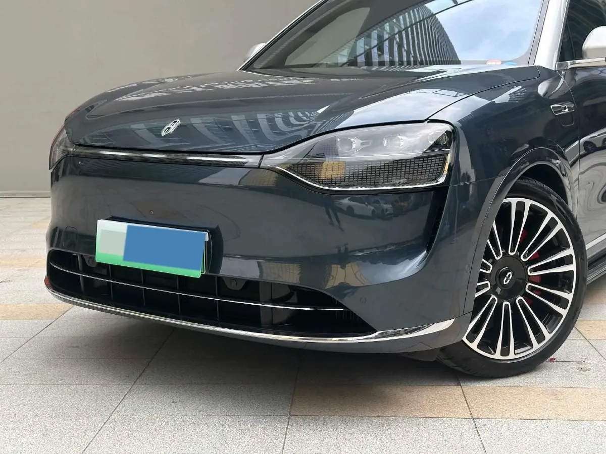 2024 AITO AITO M9 1.5T 152HP L4 REEV 42KWH,autocango,china used car exporter,china ev exporter,chinese used car exporter,chinese used ev exporter