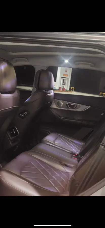 2024 AITO AITO M7 1.5T 152HP L4 REEV 40KWH,autocango,china used car exporter,china ev exporter,chinese used car exporter,chinese used ev exporter