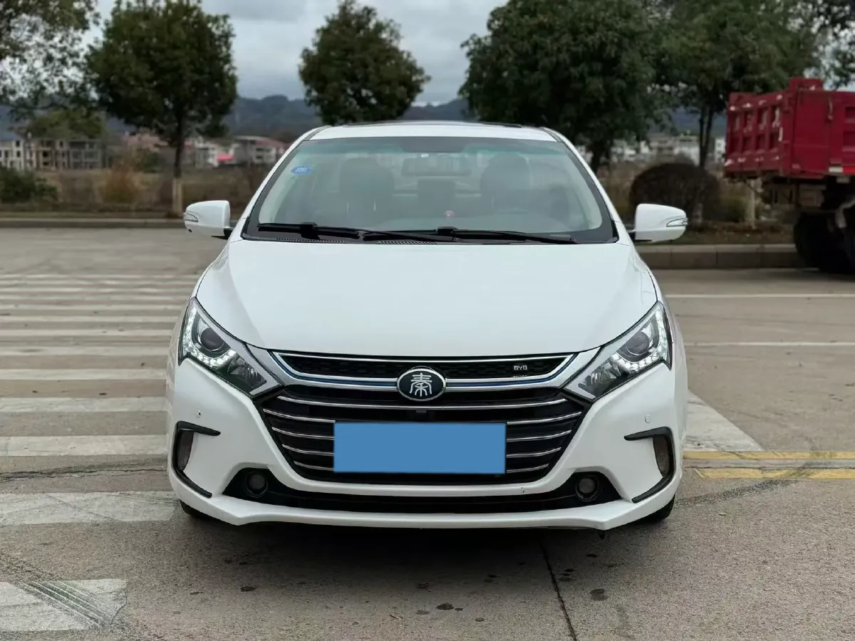 2017 BYD Qin 1.5T 154HP L4 6DCT PHEV 15.2KWH,autocango,china used car exporter,china ev exporter,chinese used car exporter,chinese used ev exporter