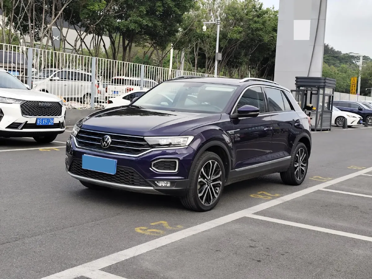 2021 Volkswagen T-Roc 1.4T 150HP L4 7DCT,autocango,china used car exporter,china ev exporter,chinese used car exporter,chinese used ev exporter