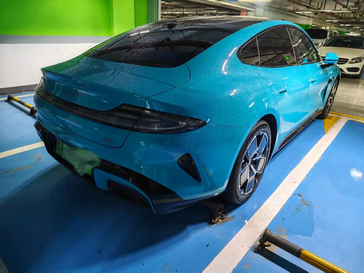 2024 MI SU7 BEV 73.6KWH,autocango,china used car exporter,china ev exporter,chinese used car exporter,chinese used ev exporter