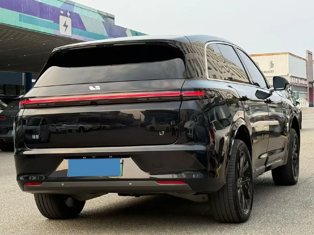 2024 Li L7 Range Extended 154HP REEV 42.8KWH,autocango,china used car exporter,china ev exporter,chinese used car exporter,chinese used ev exporter