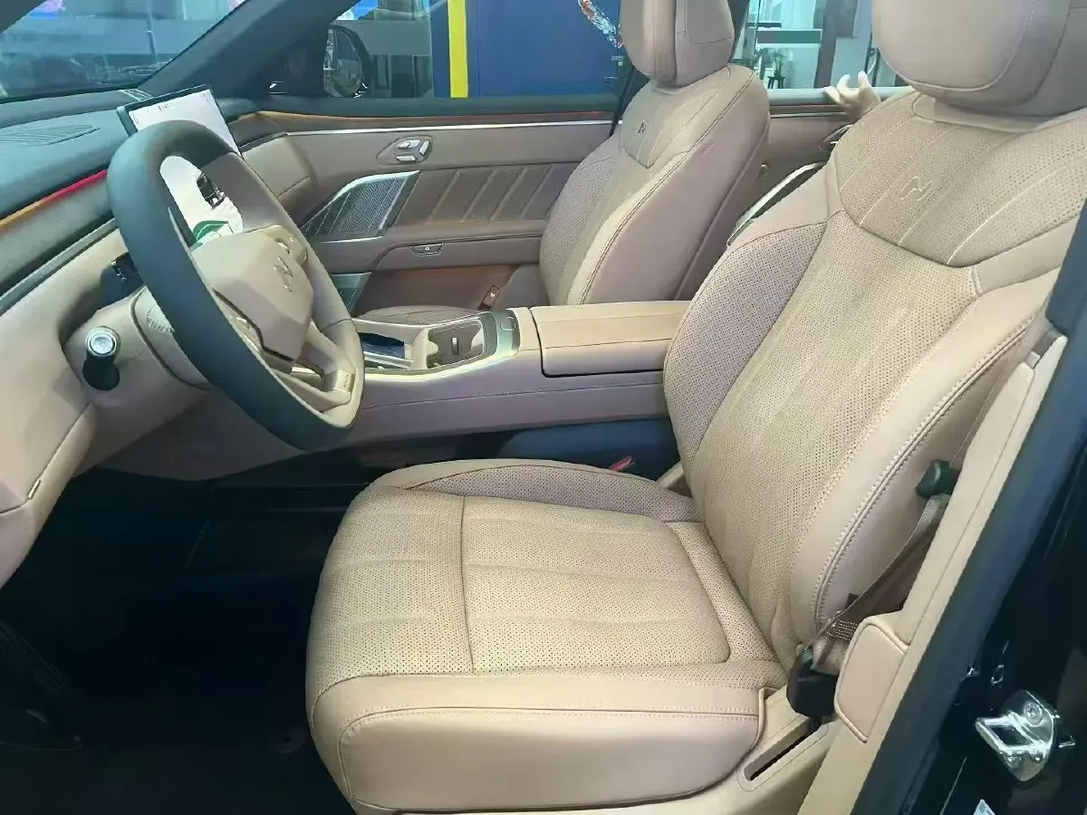 2025 ONVO L90 BEV,autocango,china used car exporter,china ev exporter,chinese used car exporter,chinese used ev exporter