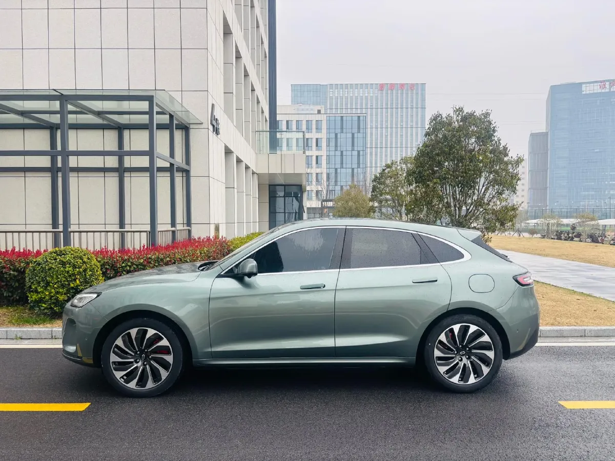 2022 AITO AITO M5 Range Extended 125HP REEV 40KWH,autocango,china used car exporter,china ev exporter,chinese used car exporter,chinese used ev exporter