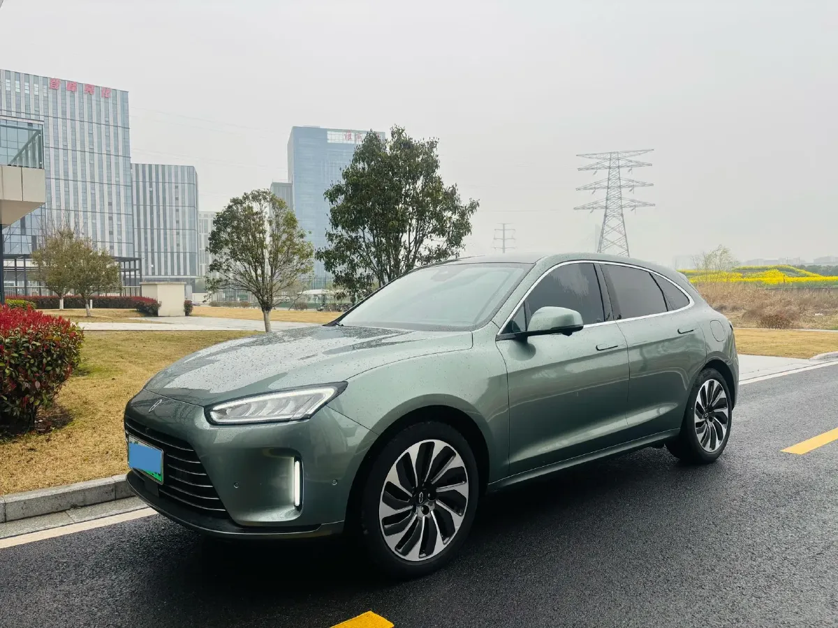 2022 AITO AITO M5 Range Extended 125HP REEV 40KWH,autocango,china used car exporter,china ev exporter,chinese used car exporter,chinese used ev exporter