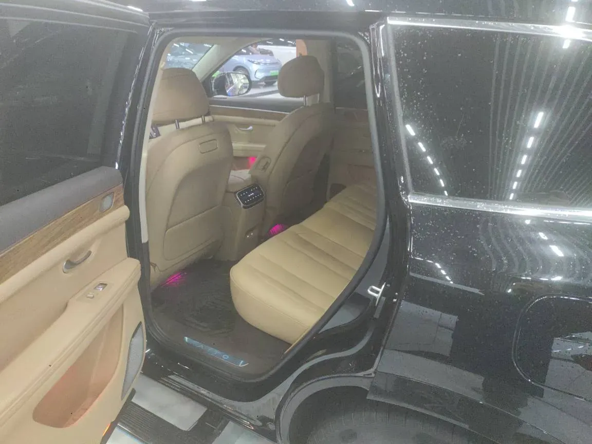 2024 AITO AITO M7 1.5T 152HP L4 REEV 42KWH,autocango,china used car exporter,china ev exporter,chinese used car exporter,chinese used ev exporter