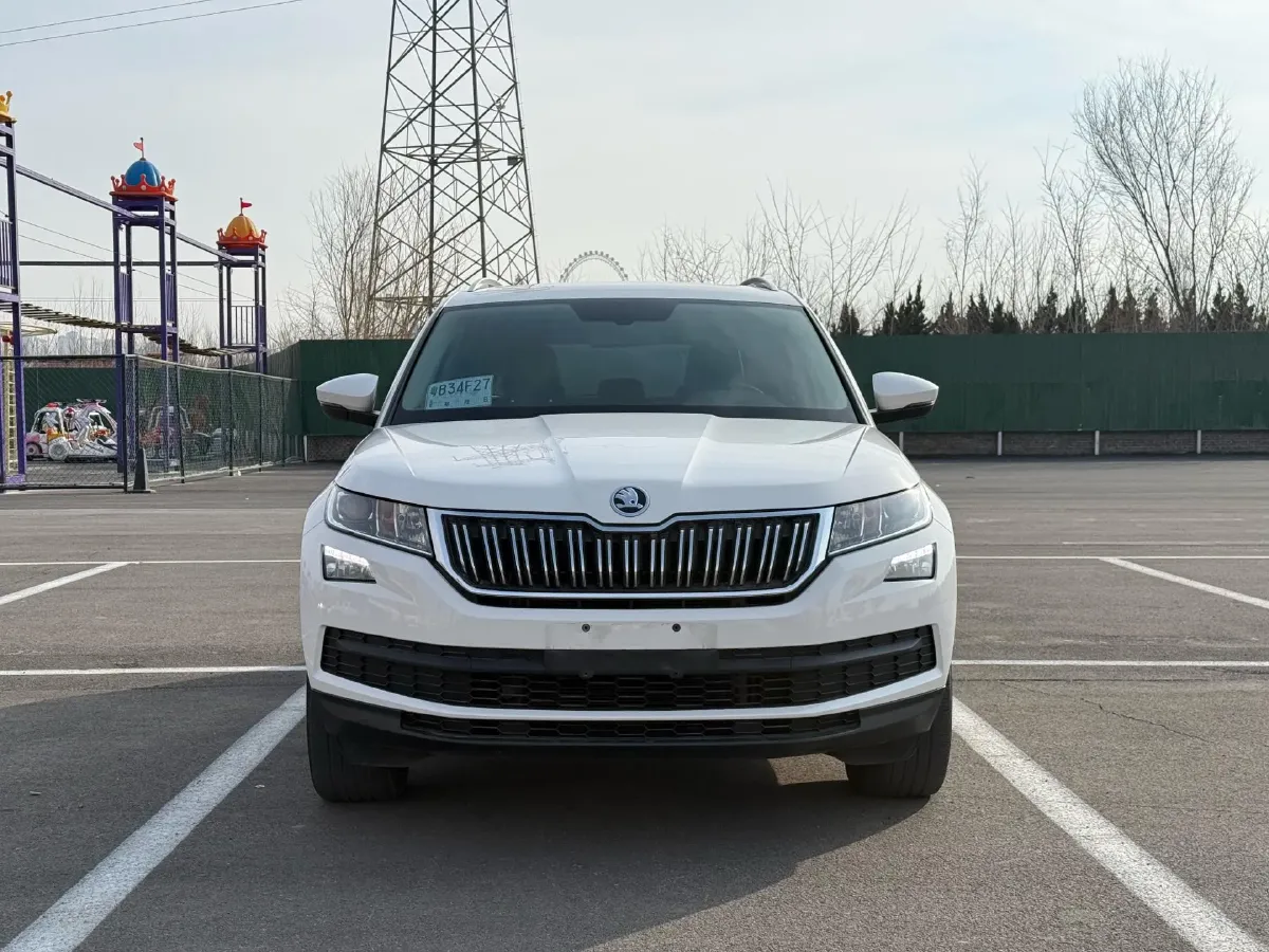 2019 Buick EnvisionPlus 1.5T 169HP L4 7DCT,autocango,china used car exporter,china ev exporter,chinese used car exporter,chinese used ev exporter