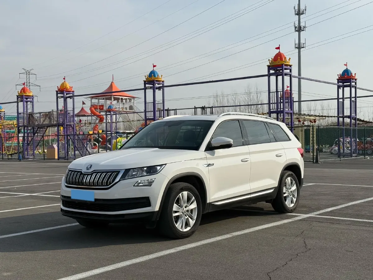 2019 Buick EnvisionPlus 1.5T 169HP L4 7DCT,autocango,china used car exporter,china ev exporter,chinese used car exporter,chinese used ev exporter