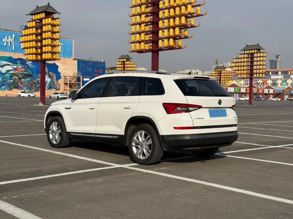 2019 Buick EnvisionPlus 1.5T 169HP L4 7DCT,autocango,china used car exporter,china ev exporter,chinese used car exporter,chinese used ev exporter