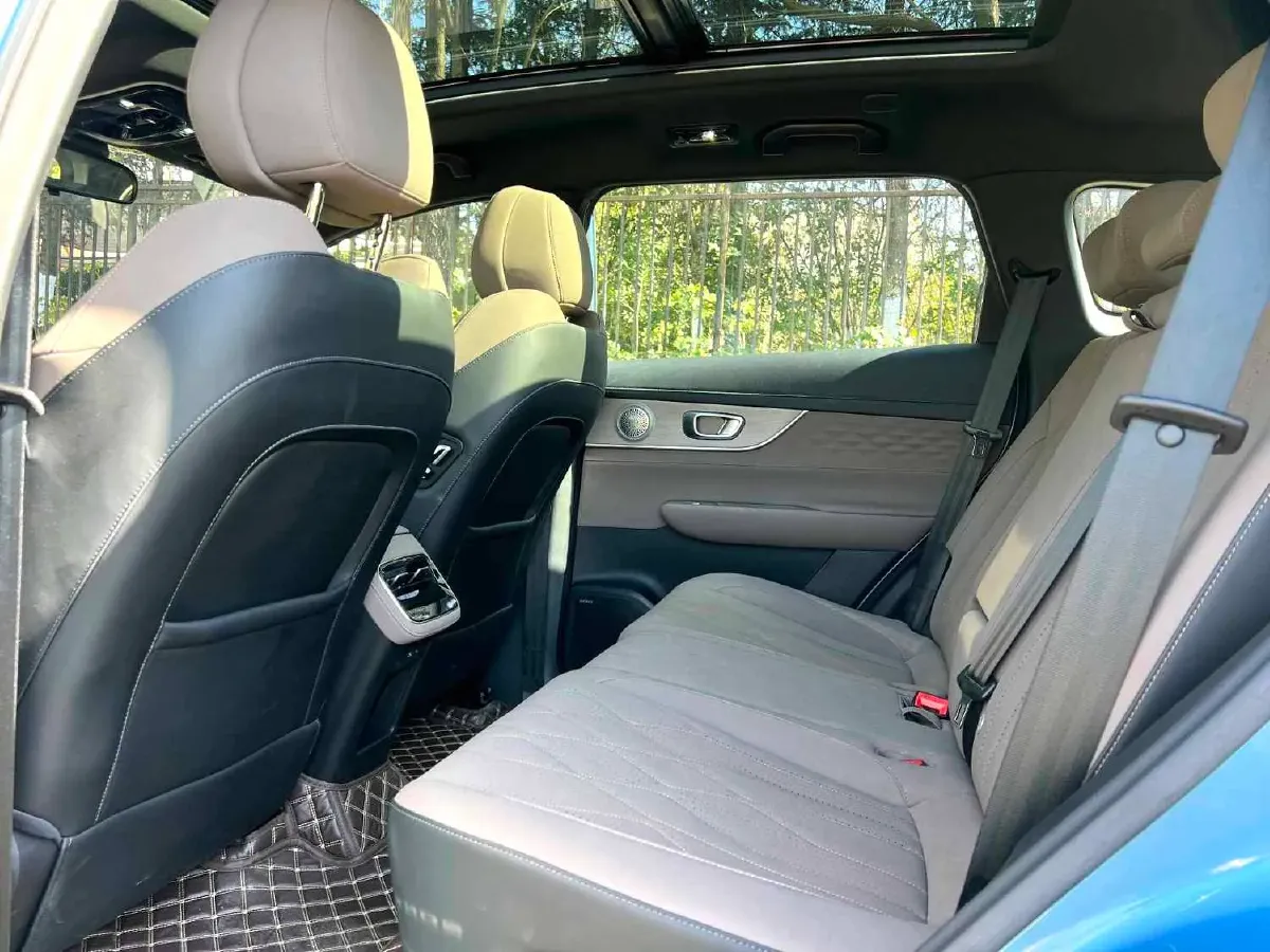 2025 Chery Tiggo8 PLUS C-DM 1.5T 156HP L4 1DHT PHEV,autocango,china used car exporter,china ev exporter,chinese used car exporter,chinese used ev exporter