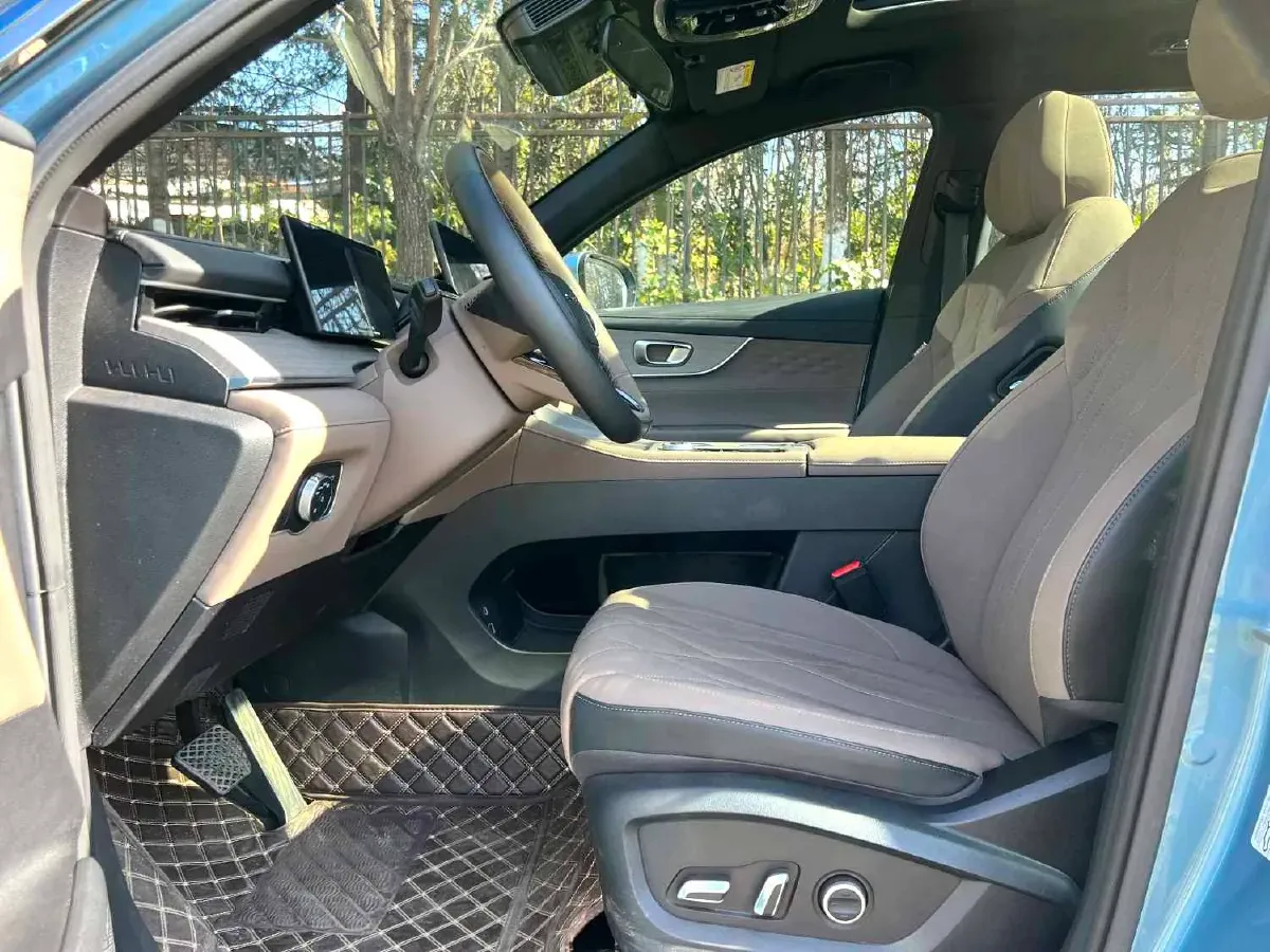 2025 Chery Tiggo8 PLUS C-DM 1.5T 156HP L4 1DHT PHEV,autocango,china used car exporter,china ev exporter,chinese used car exporter,chinese used ev exporter