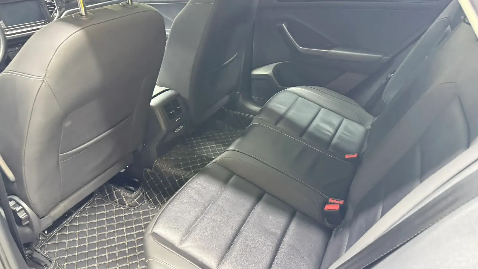 2018 BYD Tang 2.0T 205HP L4 6AT,autocango,china used car exporter,china ev exporter,chinese used car exporter,chinese used ev exporter