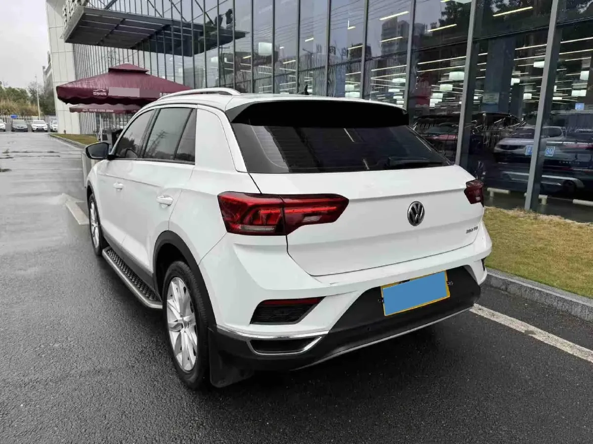 2020 Volkswagen T-Roc 1.4T 131HP L4 7DCT,autocango,china used car exporter,china ev exporter,chinese used car exporter,chinese used ev exporter