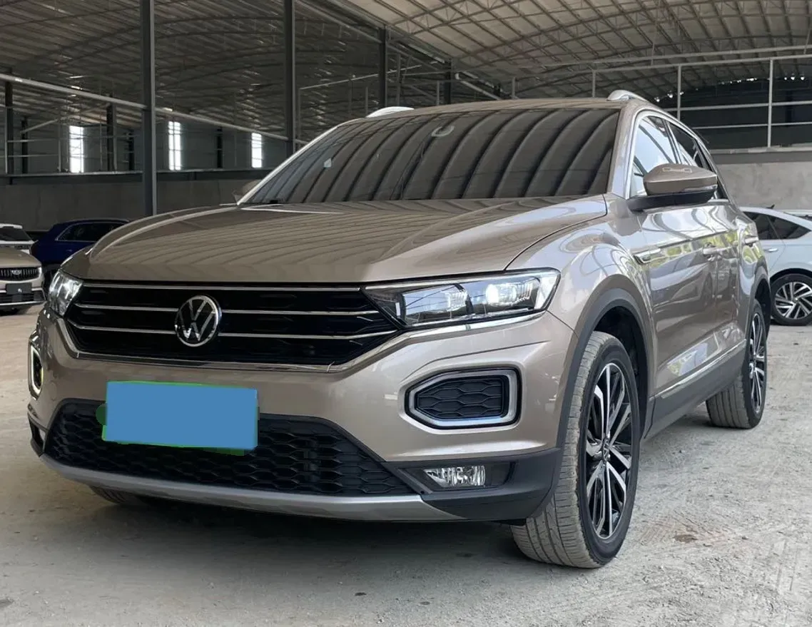 2021 Volkswagen T-Roc 1.4T 150HP L4 7DCT,autocango,china used car exporter,china ev exporter,chinese used car exporter,chinese used ev exporter
