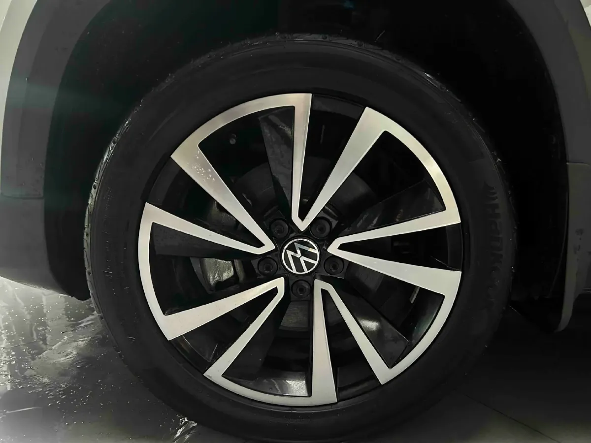 2022 Volkswagen Tharu 2.0T 186HP L4 7DCT,autocango,china used car exporter,china ev exporter,chinese used car exporter,chinese used ev exporter