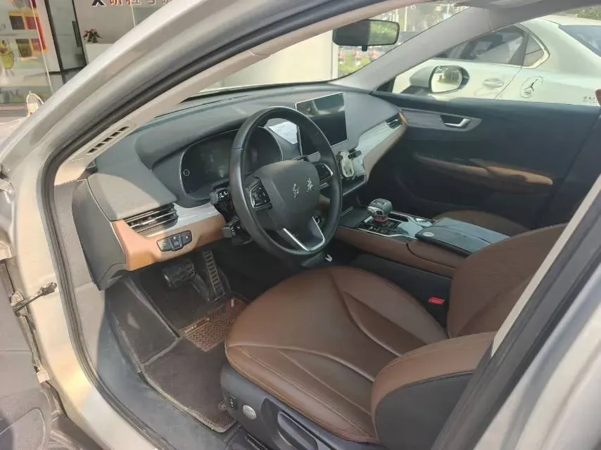 2024 HongQi E-QM5 BEV 72KWH,autocango,china used car exporter,china ev exporter,chinese used car exporter,chinese used ev exporter