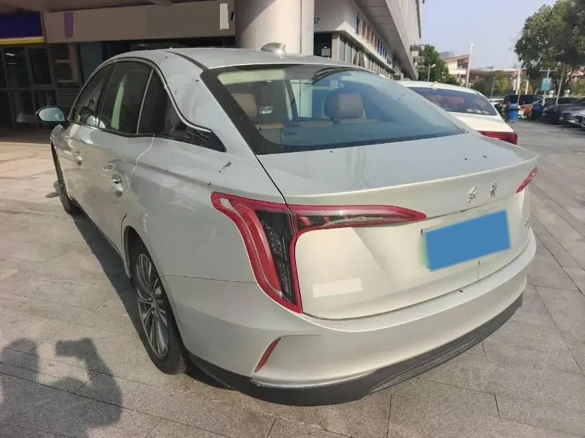 2024 HongQi E-QM5 BEV 72KWH,autocango,china used car exporter,china ev exporter,chinese used car exporter,chinese used ev exporter