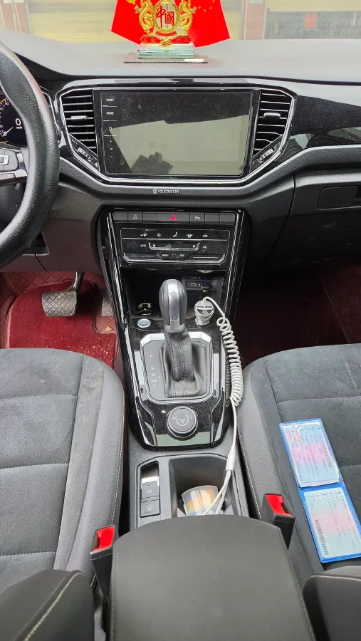 2021 Volkswagen T-Roc 1.4T 150HP L4 7DCT,autocango,china used car exporter,china ev exporter,chinese used car exporter,chinese used ev exporter