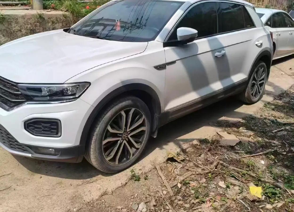 2021 Volkswagen T-Roc 1.4T 150HP L4 7DCT,autocango,china used car exporter,china ev exporter,chinese used car exporter,chinese used ev exporter