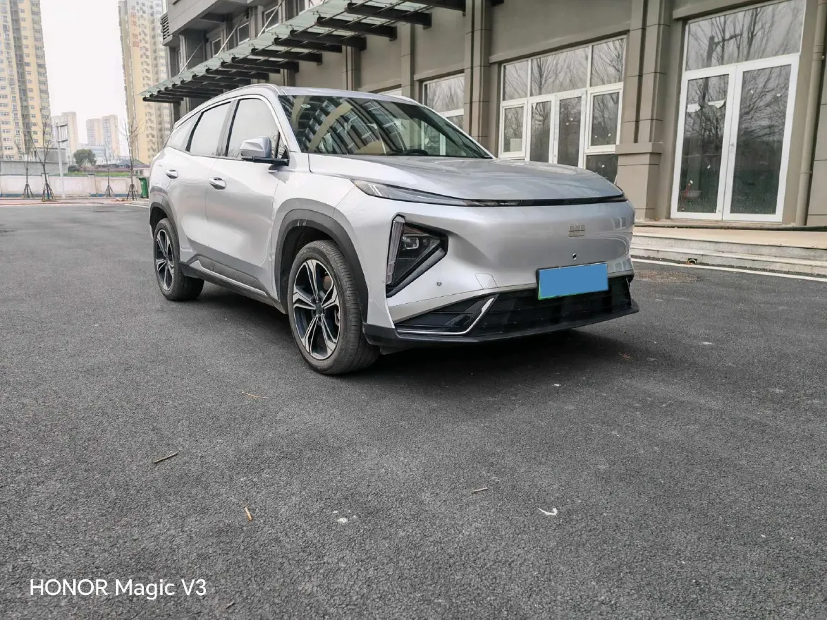 2025 Geely Galaxy L7 1.5L 112HP L4 1DHT PHEV 18.4KWH,autocango,china used car exporter,china ev exporter,chinese used car exporter,chinese used ev exporter
