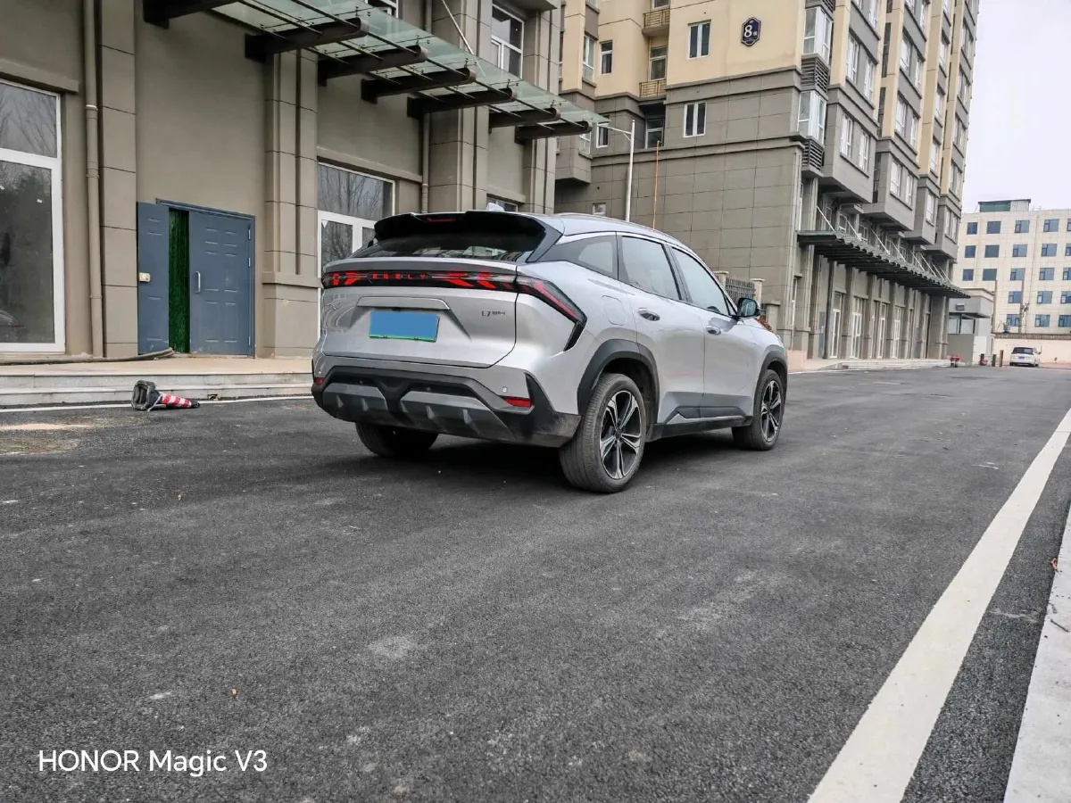 2025 Geely Galaxy L7 1.5L 112HP L4 1DHT PHEV 18.4KWH,autocango,china used car exporter,china ev exporter,chinese used car exporter,chinese used ev exporter