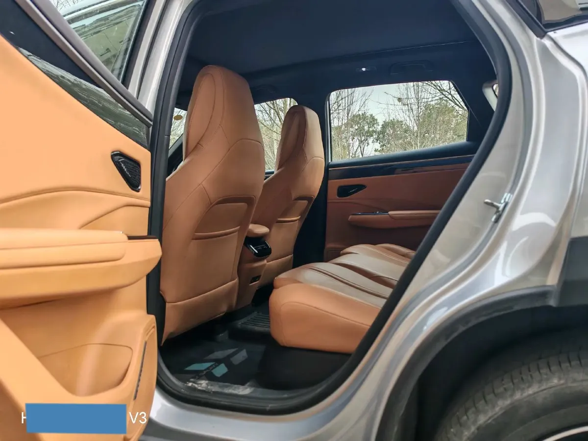 2025 Geely Galaxy L7 1.5L 112HP L4 1DHT PHEV 18.4KWH,autocango,china used car exporter,china ev exporter,chinese used car exporter,chinese used ev exporter