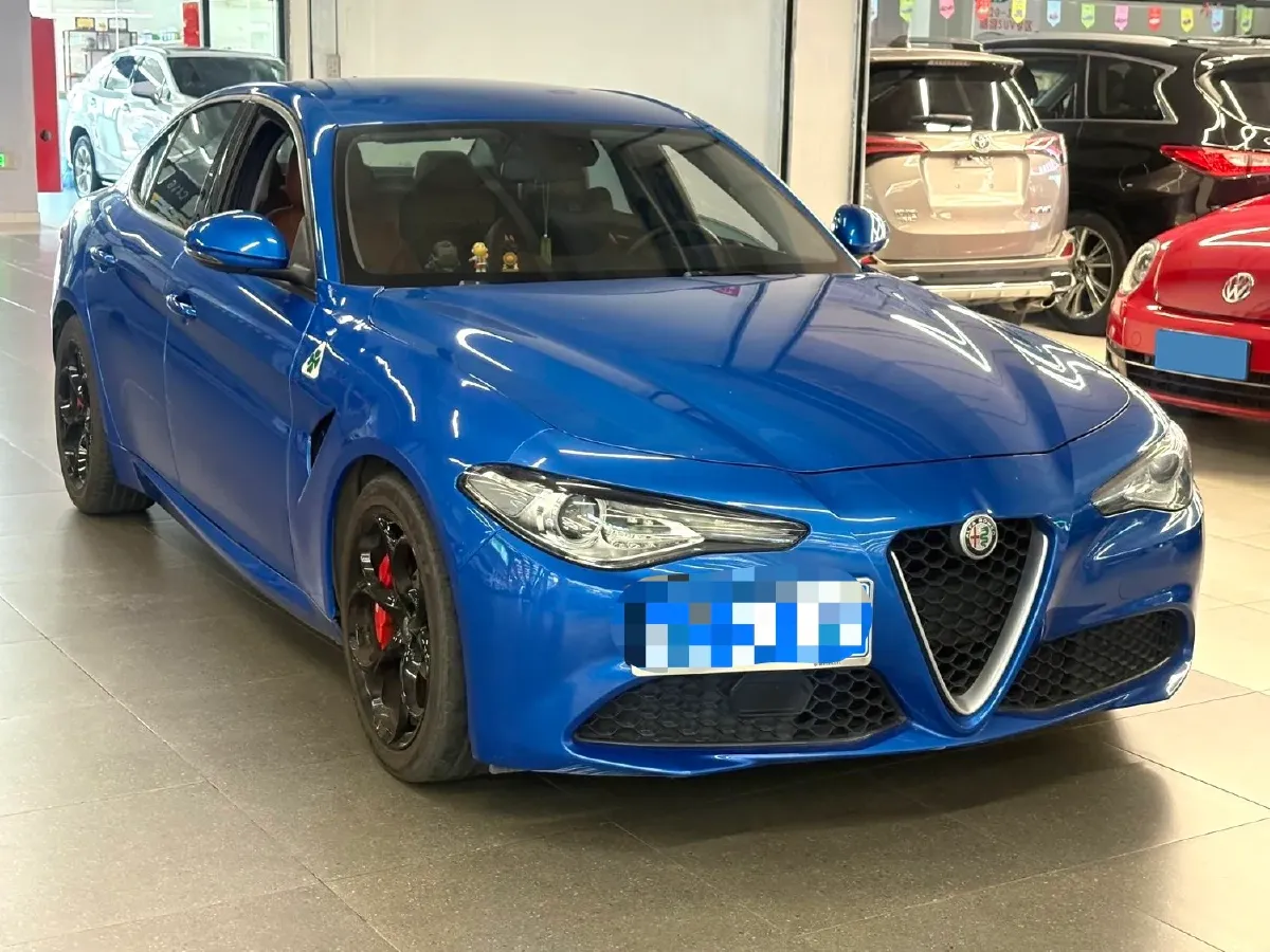 2017 Toyota Highlander 2.0T 220HP L4 6AT,autocango,china used car exporter,china ev exporter,chinese used car exporter,chinese used ev exporter