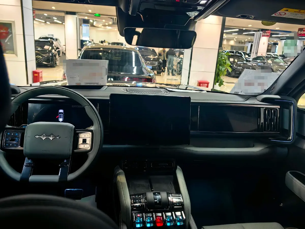 2025 FangChengBao Bao 5 1.5T 194HP L4 E-CVT PHEV 31.8KWH,autocango,china used car exporter,china ev exporter,chinese used car exporter,chinese used ev exporter