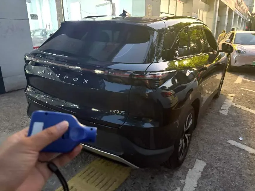 2024 HongQi H5 2.0T 224HP L4 8AT,autocango,china used car exporter,china ev exporter,chinese used car exporter,chinese used ev exporter