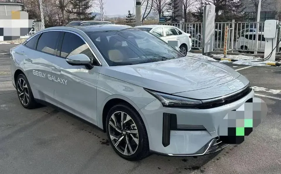 2023 Geely Galaxy L6 1.5T 163HP L4 3DHT PHEV,autocango,china used car exporter,china ev exporter,chinese used car exporter,chinese used ev exporter
