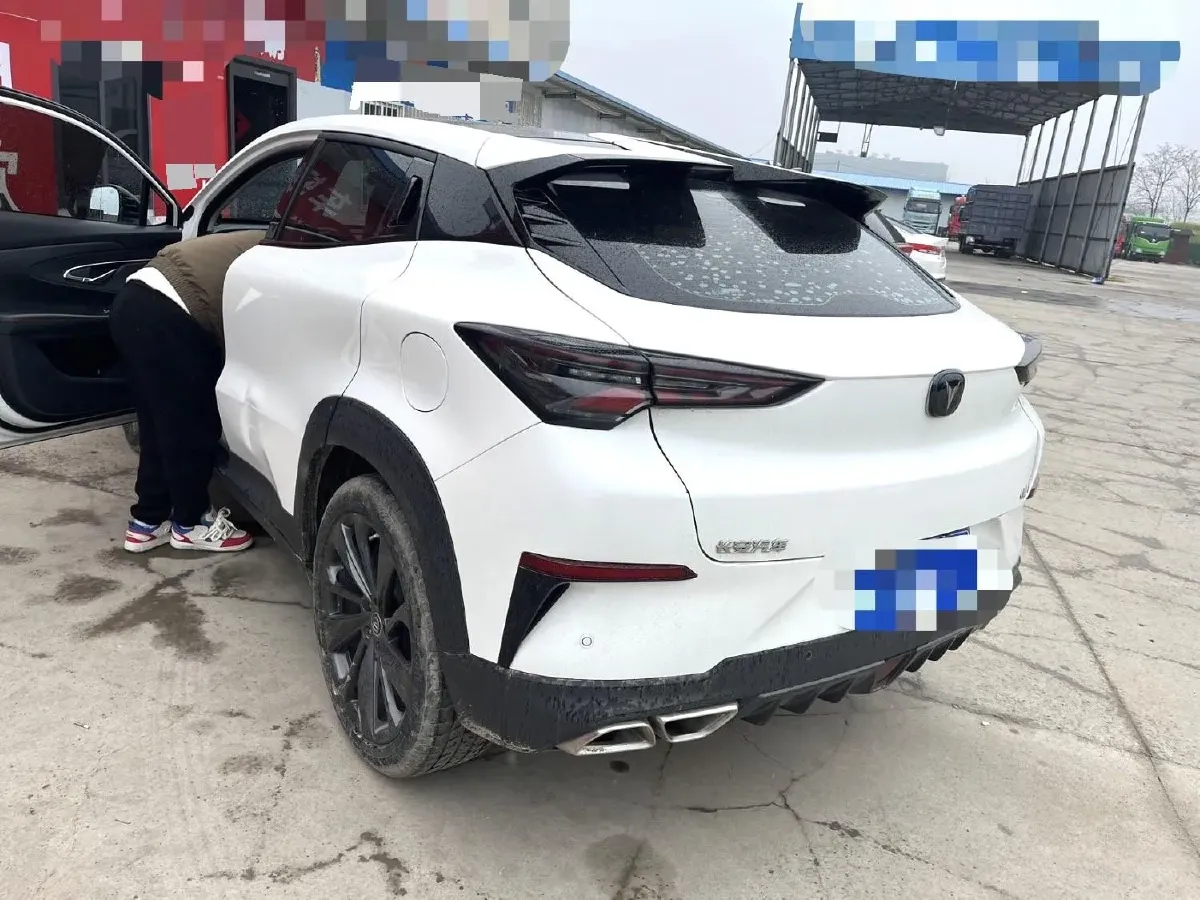 2020 ChangAn UNI-T 1.5T 180HP L4 7DCT,autocango,china used car exporter,china ev exporter,chinese used car exporter,chinese used ev exporter