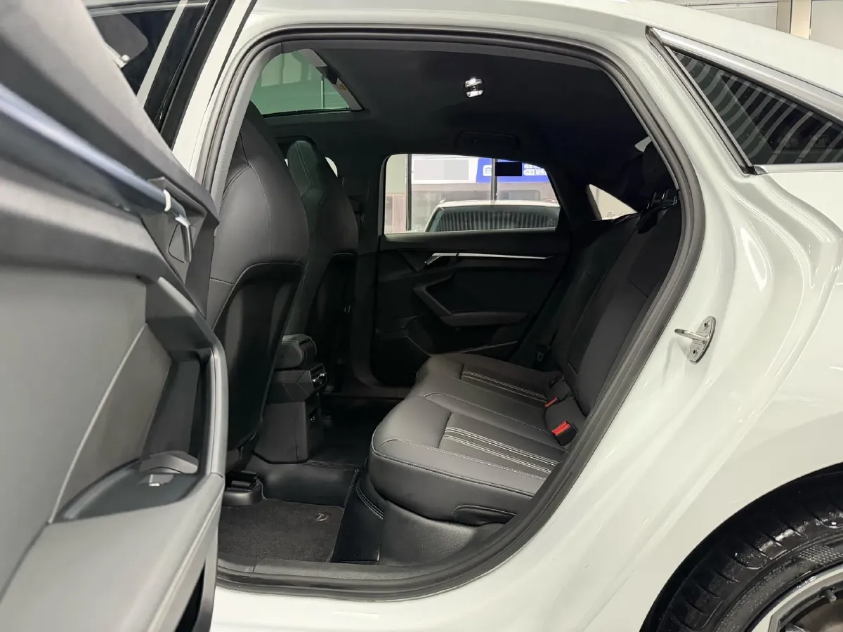 2022 Audi A3 1.4T 150HP L4 7DCT,autocango,china used car exporter,china ev exporter,chinese used car exporter,chinese used ev exporter