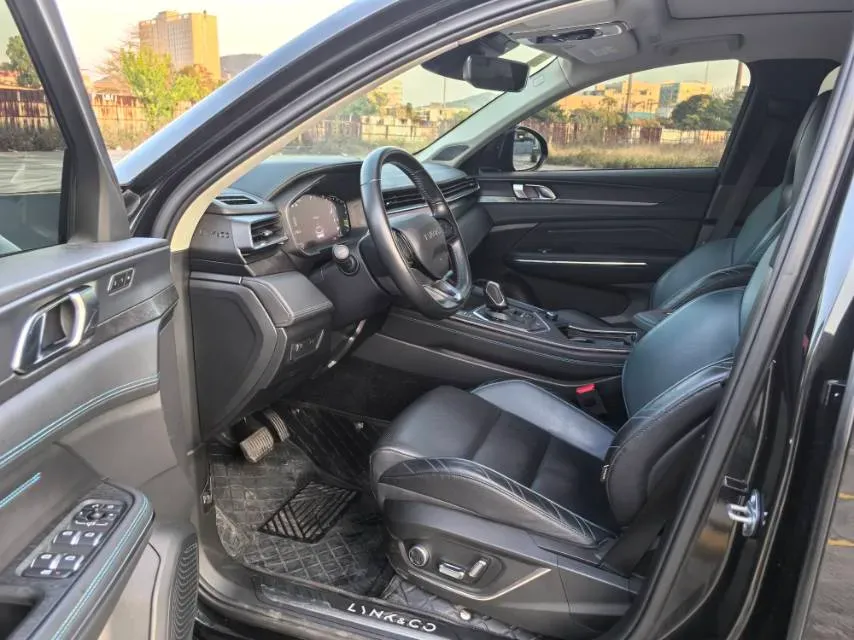 2020 LYNK&CO 05 2.0T 254HP L4 8AT,autocango,china used car exporter,china ev exporter,chinese used car exporter,chinese used ev exporter