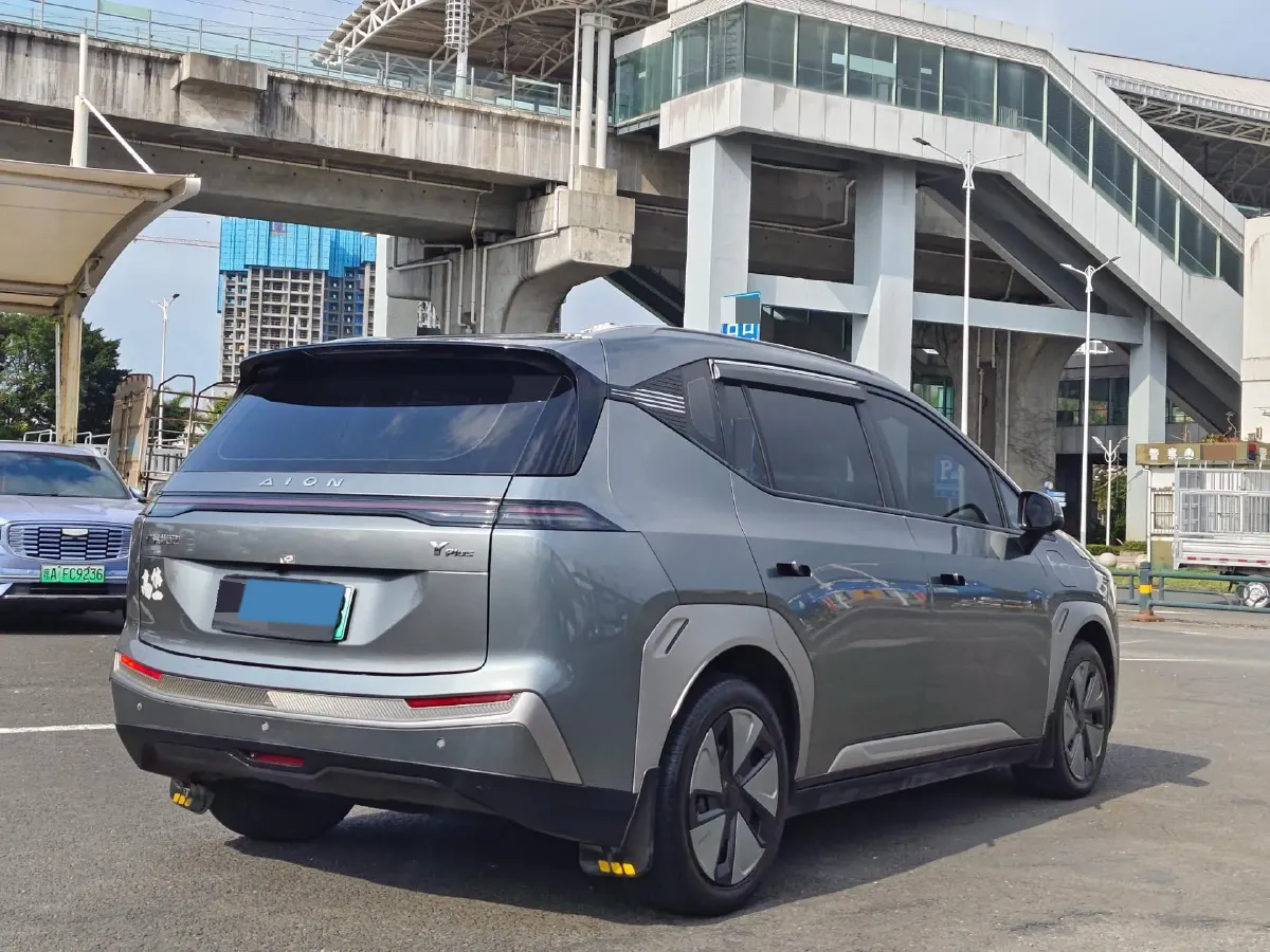 2023 MAXUS Interstellar 2.0T 143HP L4 6AT,autocango,china used car exporter,china ev exporter,chinese used car exporter,chinese used ev exporter