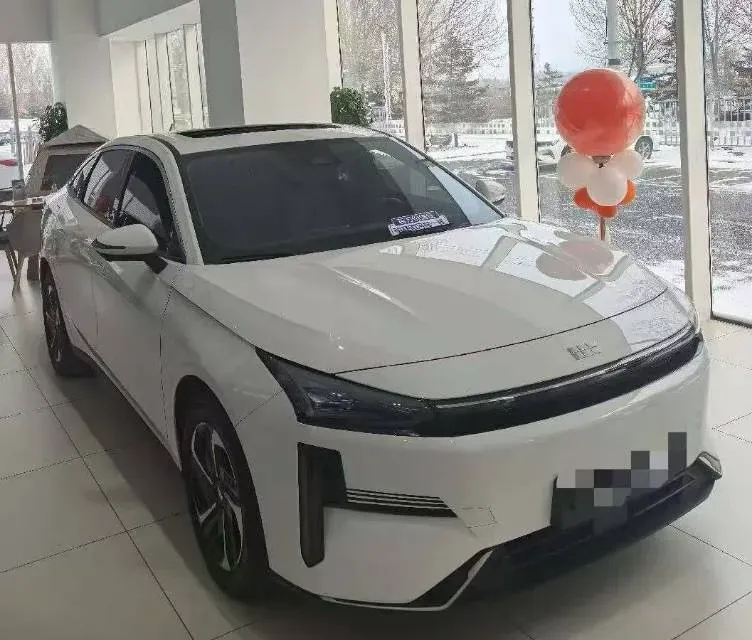 2024 Geely Galaxy L6 1.5T 163HP L4 3DHT PHEV,autocango,china used car exporter,china ev exporter,chinese used car exporter,chinese used ev exporter