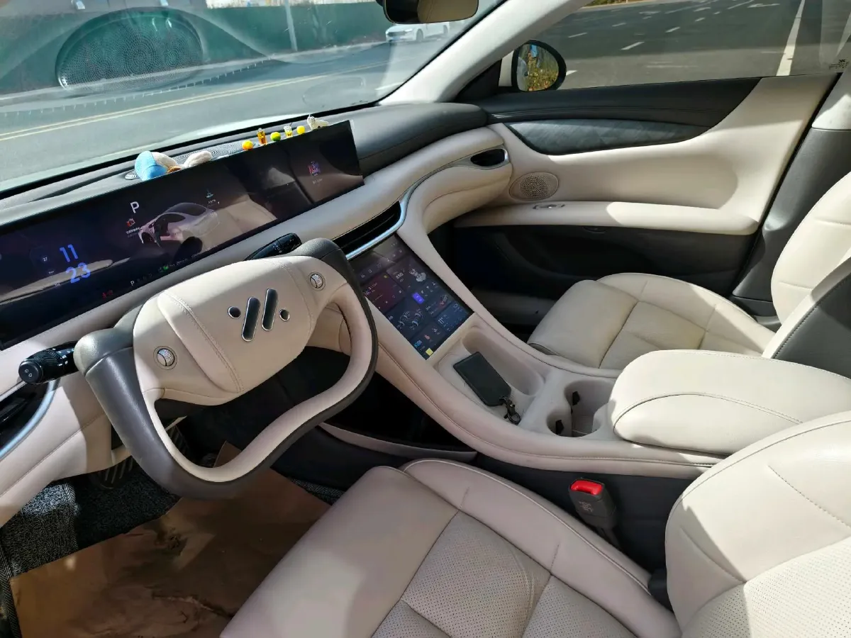 2024 IM L6 BEV 75KWH,autocango,china used car exporter,china ev exporter,chinese used car exporter,chinese used ev exporter