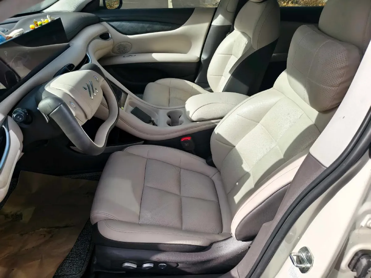 2024 IM L6 BEV 75KWH,autocango,china used car exporter,china ev exporter,chinese used car exporter,chinese used ev exporter