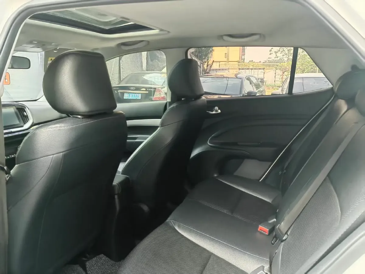 2021 Kia KX1 1.4L 100HP L4 CVT,autocango,china used car exporter,china ev exporter,chinese used car exporter,chinese used ev exporter