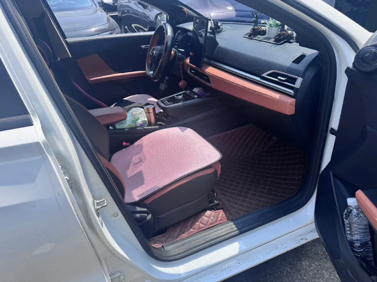 2021 MG Pilot 1.5T 173HP L4 7DCT,autocango,china used car exporter,china ev exporter,chinese used car exporter,chinese used ev exporter