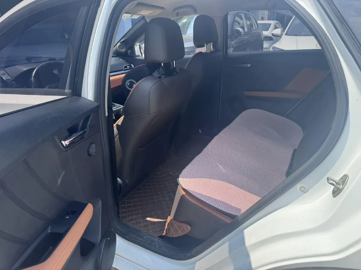 2021 MG Pilot 1.5T 173HP L4 7DCT,autocango,china used car exporter,china ev exporter,chinese used car exporter,chinese used ev exporter